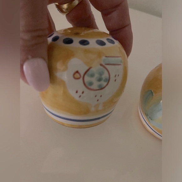 Viertri Solimene Salt & Pepper Set Yellow Chicken 2 3/4” H - Picture 7 of 9